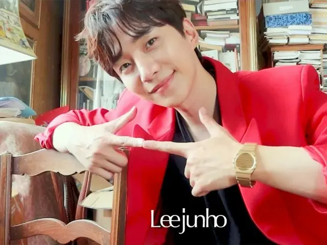 2PM's JUNHO releases a VLOG from Paris... "A romantic time spent in Paris" (video included)