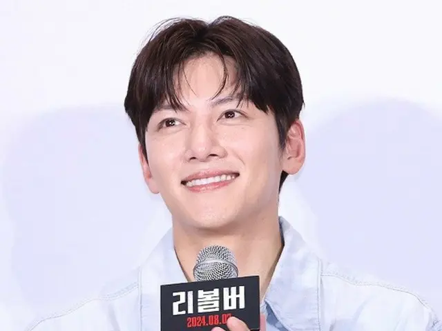 [Photo] Ji Chang Wook participates in the showcase for the movie "Revolver"...His smile is soothing~