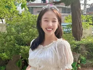 Baek A Yeon shows off her beautiful D-line in her final month of pregnancy