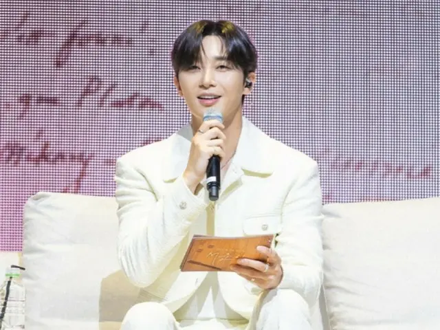 Actor Park Seo Jun successfully concludes SeoulFan Meeting... "May this time be the most beautiful time"