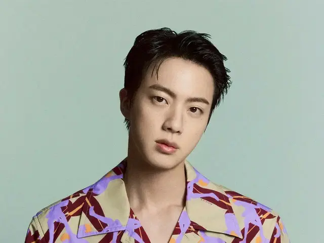 "BTS" JIN was selected as the global ambassador for "Gucci" and his tickets were sold out at a super high speed