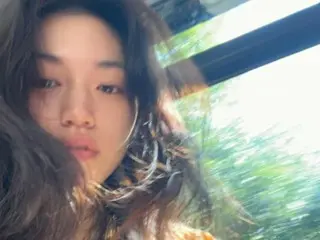 Kim Do Yeong (formerWEKI MEKI), studying abroad in London, New Post... "Time flies so fast"