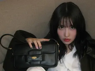 "TWICE" Momo, beauty explodes with captivating gaze