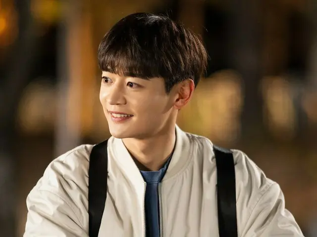 SHINee's Minho reveals behind-the-scenes footage of the TV series "Houseful Love," which airs its final episode today (15th)