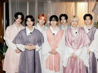 ENHYPEN greets fans in hanbok at mid-autumn celebration: "We're happy to have a fun mid-autumn celebration with ENHYPEN"