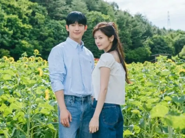 "Mr. Perfect Next Door" Jung HaeIn♥Somi, kissing scene in sunflower field... behind the scenes revealed