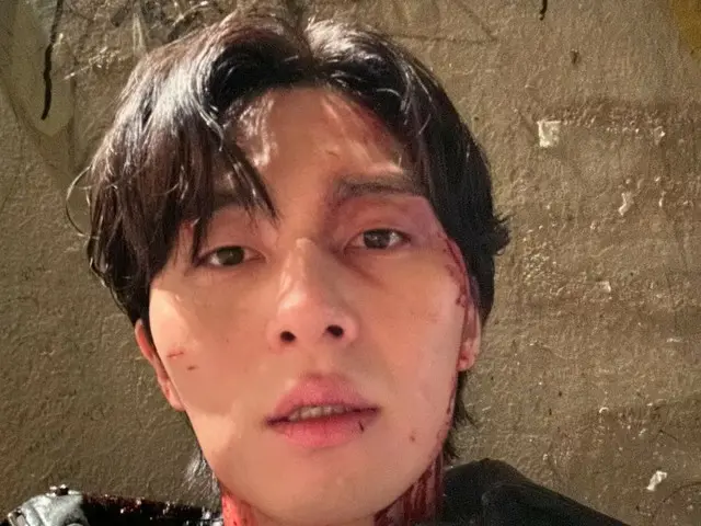 Actor Park Seo Jun reveals behind-the-scenes footage of "Kyungseong Creature 2"... "Currently screening to rave reviews"