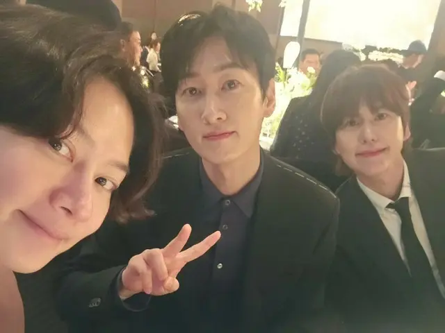 "SUPER JUNIOR" Hee-chul, Eun Hyuk, and Kyu Hyun gathered at Jo Se-ho's wedding... "Congratulations"