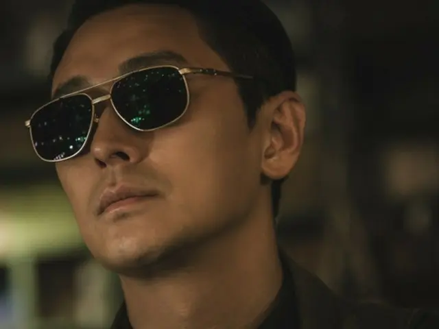 Actor Joo Ji Hoon, character stills revealed for new TV series "Lighting Shop Customers" ... A meaningful president wearing sunglasses even at night