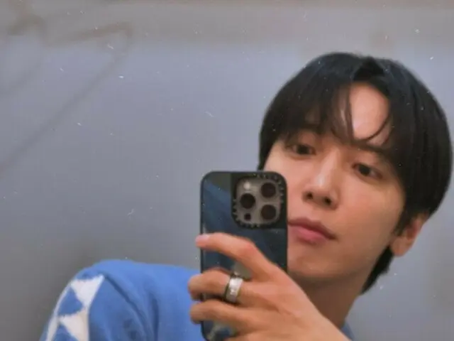 CNBLUE's Jung Yong-Hua is handsome no matter how he's photographed... "I'll keep taking pictures until I get a good shot"