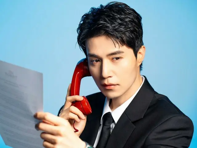 Actor Lee Dong Wook reveals behind-the-scenes photos from his photo shoot... "Lee Dong Wook's work life"