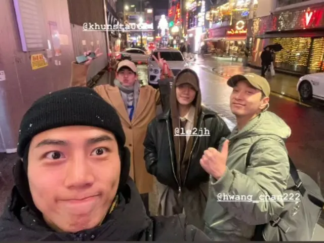 Fans are delighted as 2PM's Taecyeon releases photos taken with JUNHO, Nichkhun, and Chanseong!