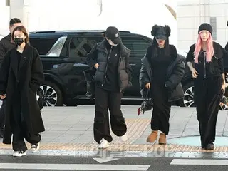 [Airport Photos] "aespa" departs in Japan in all-black fashion