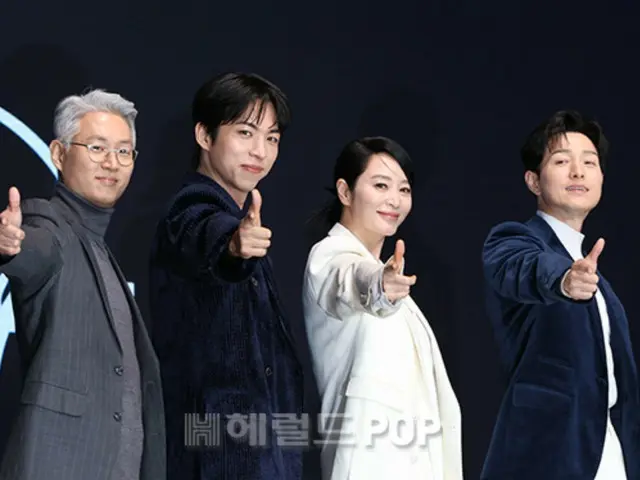 [Photo] Kim Hye Soo, Jung Sung Il, and Joo Jong Hyuk attend the production presentation for the Disney+ series "Trigger: Behind the News"