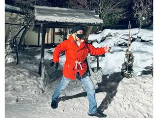 Actor So Ji Sub sends Lunar New Year greeting from the snowy plains... "May you receive lots of good fortune in the new year"