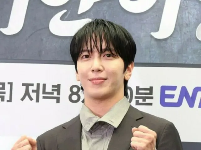 CNBLUE's Jung Yong Hwa sends long message to fans regarding postponement of concert... "Your love is helping me get better faster than any medicine"