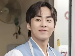 EXO's XIUMIN releases first stills from new TV series "Ho's Restaurant"... A timeless genius