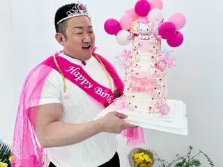 Ma Dong Seok decided on a princess set for "Ma-Bly"...and even her birthday cake was Hello Kitty!