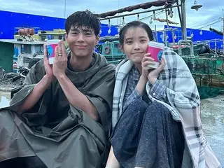 IU and Park BoGum release B-cut from the second act of "Thank You"... A heartwarming atmosphere