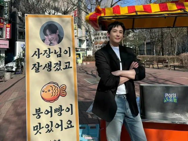 2PM's Nichkhun sells pung-op bread near Hong Dae? JUNHO also supports him: "The president is handsome and the pung-op bread is delicious"