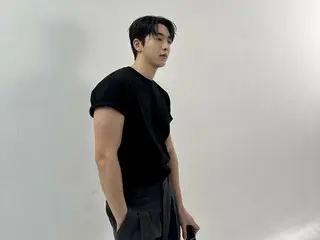 Actor Nam Ju Hyuk reveals behind-the-scenes photos from his pictorial shoot... His more mature visuals are a hot topic