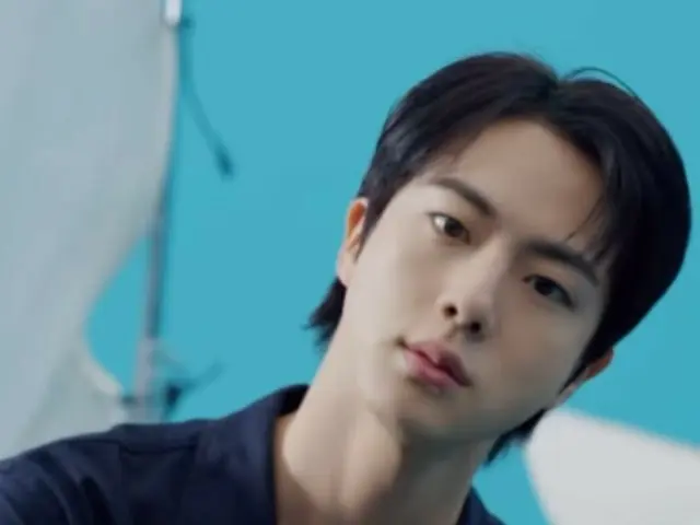 "BTS" JIN, a perfect visual that makes every moment a picture (video included)