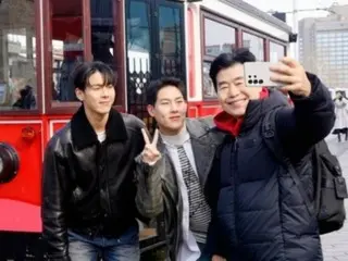 MONSTA X's Shownu and Jooheon are treated as state guests on their first visit to Türkiye... Huge popularity (convenience store restaurant)