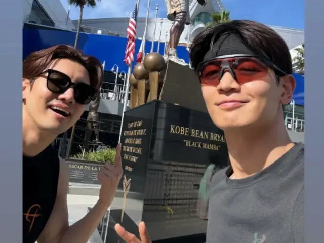 TVXQ's Changmin goes for a morning jog with SHINee's Minho in Los Angeles