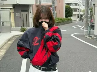 Karina from "aespa" gets caught up in political controversy after wearing a red jumper with the number "2" written on it