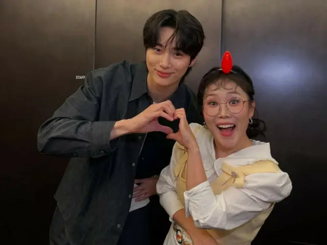 Park Seulgi, with a disarming smile next to Byeon WooSeok... "The person I envy the most right now"
