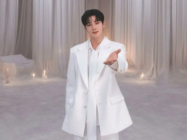 What is a "VR concert" aimed at fans who are "just the two of us with Cha EUN WOO (ASTRO)" like?