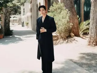 2PM's JUNHO, elegant and beautiful...shining even more brightly (video included)