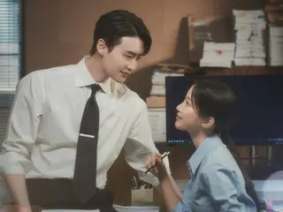 New TV series "Seocho-dong" Lee Jung-suk & Mun Ka-young stimulate excitement with subtle eye contact... poster released