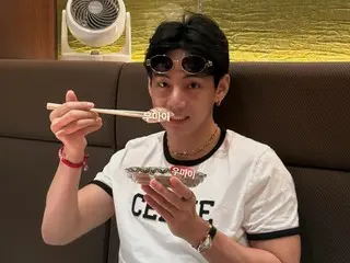 BTS' V shares his latest updates on eating sushi and spending time in Japan