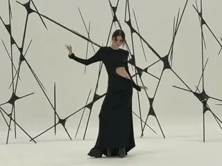 Actress Han Seo Hee in a chic and sexy dress... decadent beauty bursts