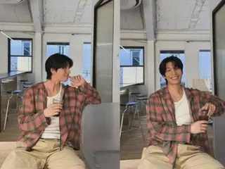 Wi HaJun, when he takes off his shirt, his back is inverted...hidden wild beauty explodes