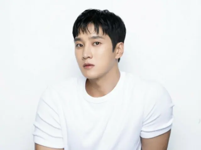 Actor Ahn Bo Hyun appears in various variety shows as PR fairy for the movie "The Devil Moved In"