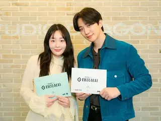 2PM's Junho and Kim Minha star in the TV series "Taepoong Trading Co." Expected to be a big hit... Script reading revealed