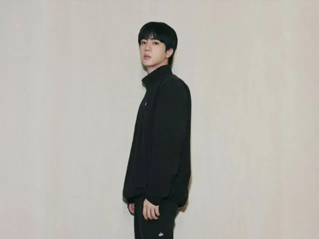 BTS' JIN, the fashionable guy who wears sporty looks