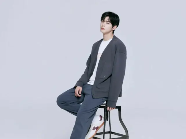 ASTRO's Cha EUN WOO, a gentle visual that exudes an autumn vibe
