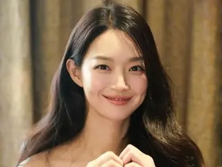 Shin Min A, the graceful and adorable empress...there's never a day when she isn't beautiful!