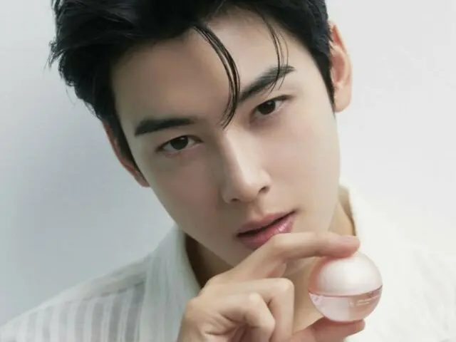 ASTRO's Cha EUN WOO is impressed with his fresh and clear visuals