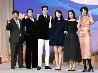 [Photo] Kim WooBin & Suzy attend production presentation of new Netflix series "I Wish Upon a Magic Lamp"