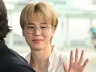 [Airport Photos] BTS's JIMIN heads to Paris with a fresh smile from the morning