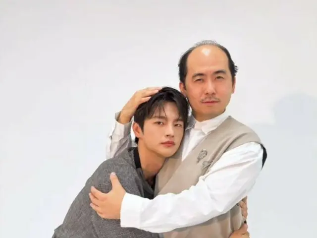 Seo In Gook shares a fun photo with Trendy Angel's Tsuyoshi Saito... "Maybe someday I'll be able to...?" (video included)