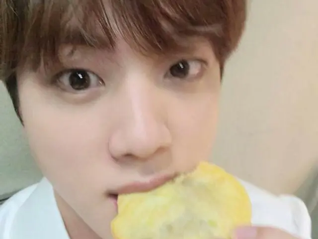 BTS' JIN takes first place among idols with cute hamster faces