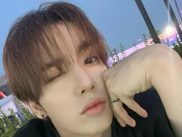 "n.SSign" Kazuta's wink is dazzling... "It's been a while since I took a selfie"