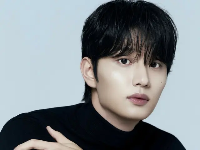 Kim Jae Won's first exclusive fan meeting sold out... Recognized as a "rising actor"