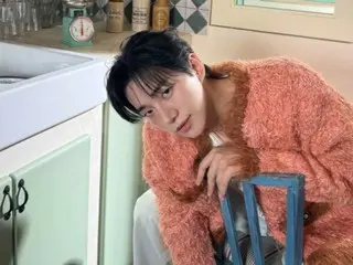 2PM's Lee Junho, cute yet sexy with a mysterious charm